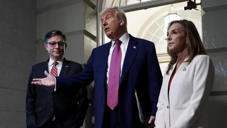 Trump Pushes Republicans on Budget Bill as Intra-Party Disputes Threaten Key Fiscal Legislation